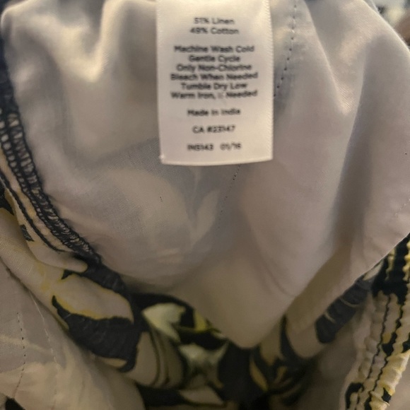 Talbots Women’s Linen Blend Lightweight Navy/Yellow Floral Pants Size 2 - Picture 5 of 5